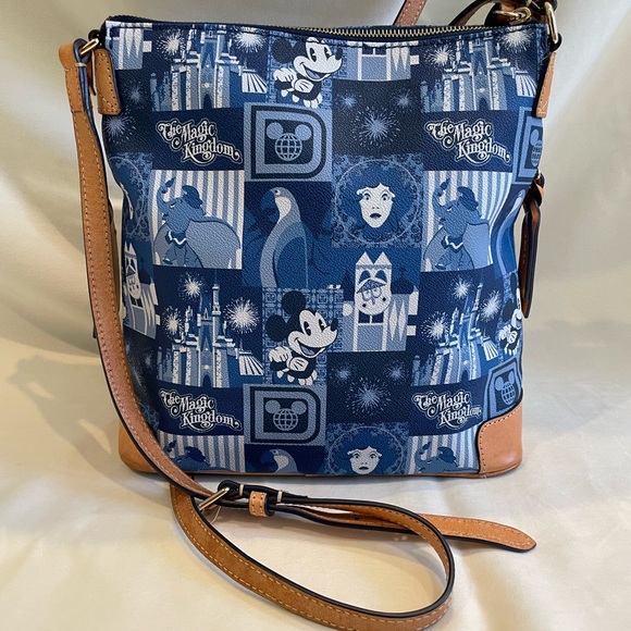 Dooney & Bourke Disney Magic Kingdom 45th Anniversary Letter Carrier 2016 - Picture 3 of 16